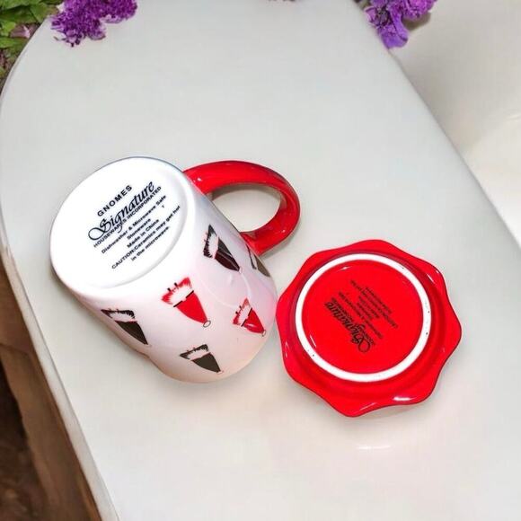 Signature Housewares Gnome Mug and matching saucer set - Picture 4 of 5